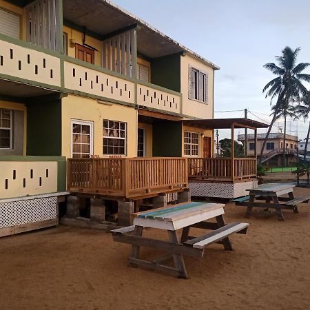 Pal'S On The Beach - Dangriga, Belize Εξωτερικό φωτογραφία